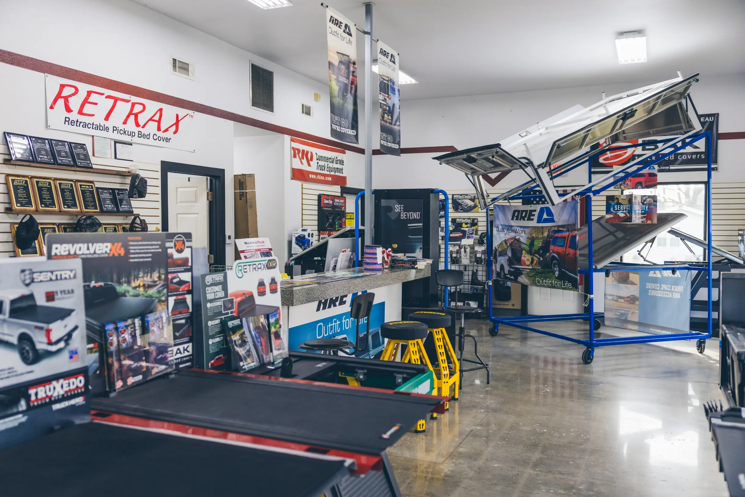 Truck Bed Cover Showroom